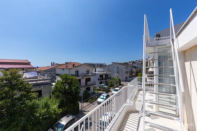 For Sale: Charming House in Bar 