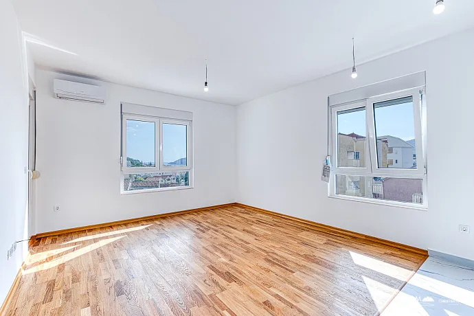 For Sale – Modern One-Bedroom Apartment in Budva