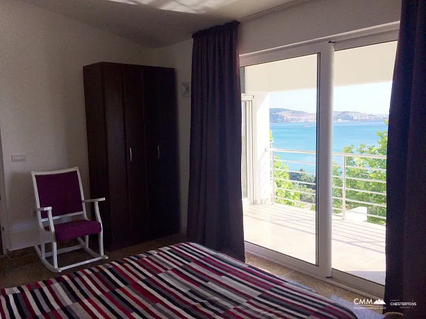 Apartments in Villa with sea view in Shushan