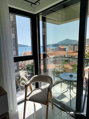 One-Bedroom Apartment with Sea View — Rafailovici