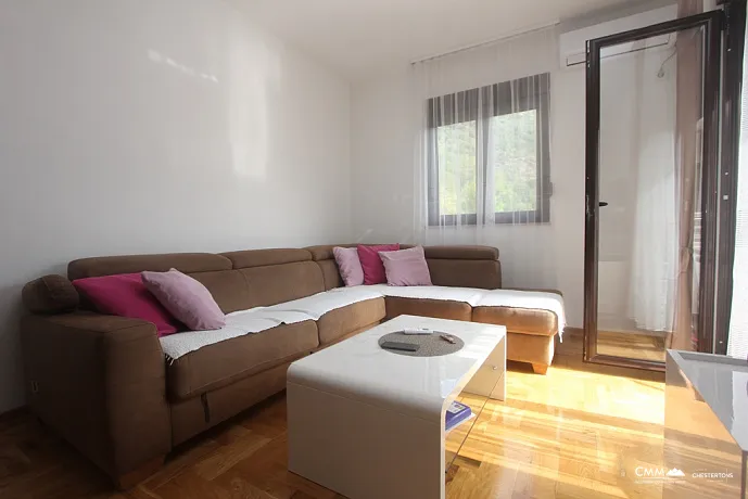 A bright apartment in Becici