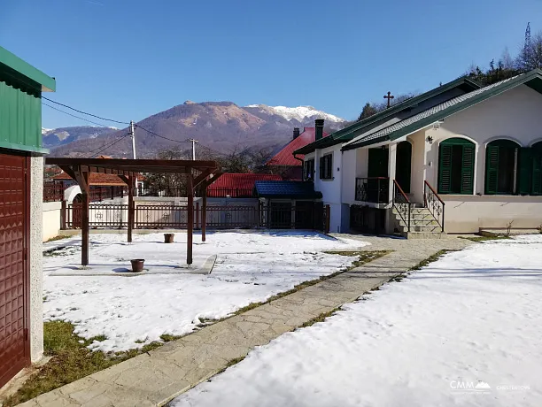 Three-storey house in a mountain paradise in Kolasin