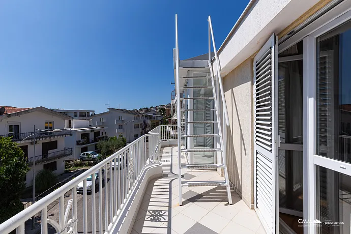 For Sale: Charming House in Bar 