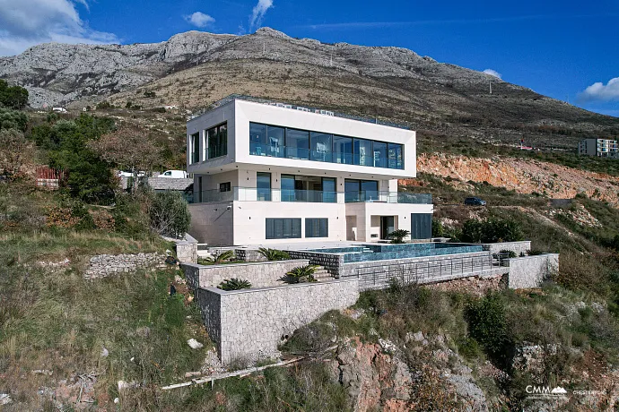 Azure Horizon Residence