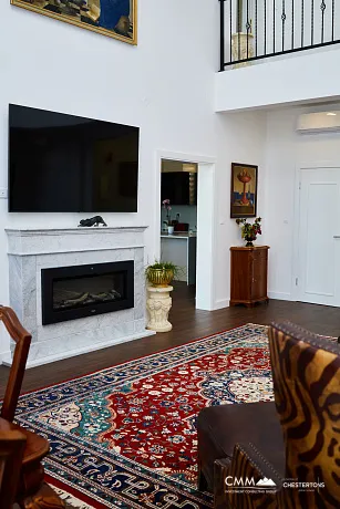 Spacious house in Kumbor with a total area of 335 m²