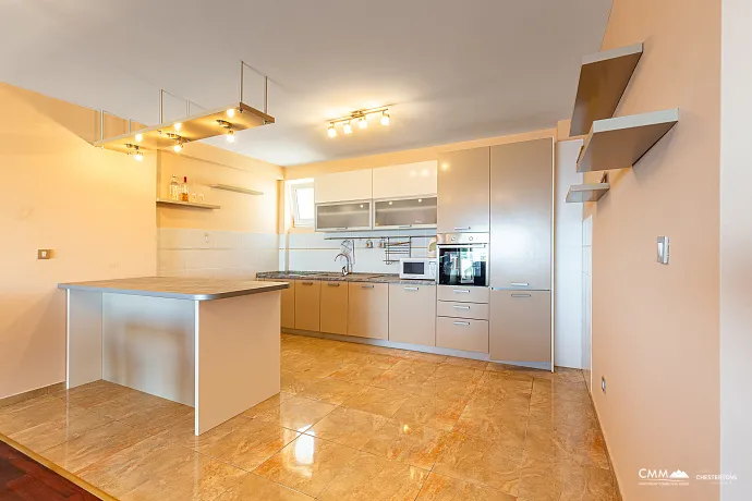 Three-Bedroom Apartment in Petrovac with Sea View