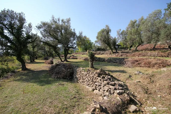 Urbanized plot for the construction of two villas in Trebesinj, Herceg Novi