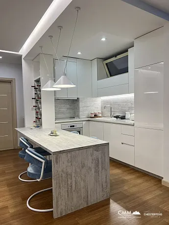 Luxury Apartment in the Center of Budva – 90 m² with Garage