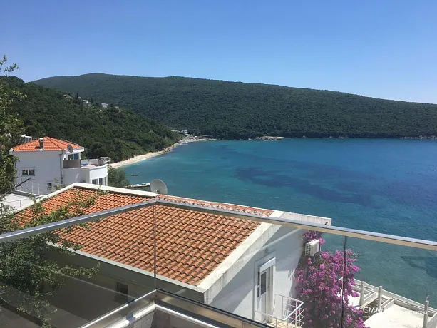 House with pool near the sea