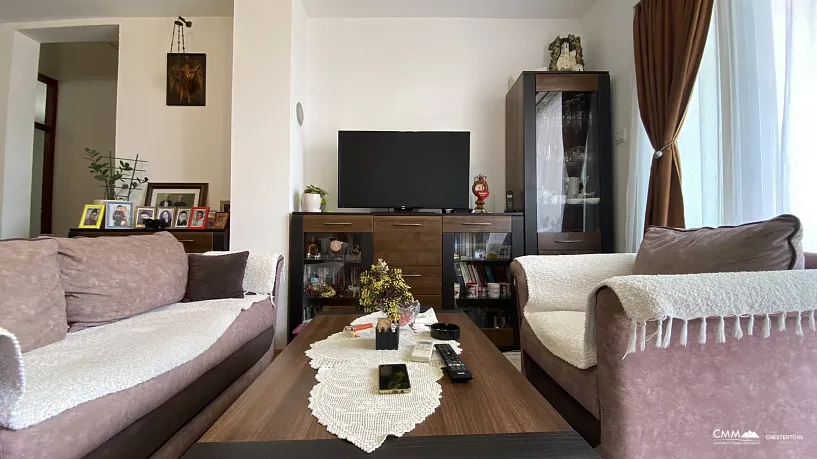 Apartment with two bedrooms and sea views in Budva
