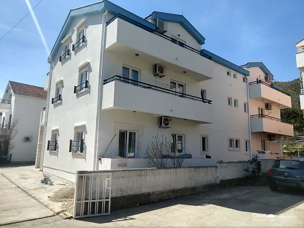 One bedroom apartment in Bijela just 200 meters from the sea