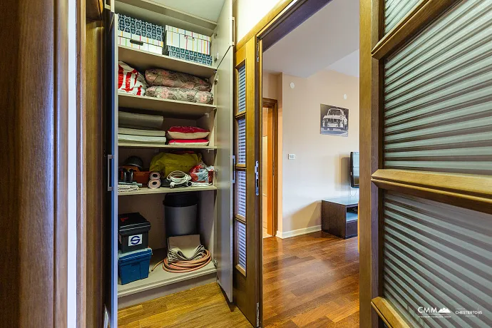 Two-Bedroom Apartment 84 m² in Pržno