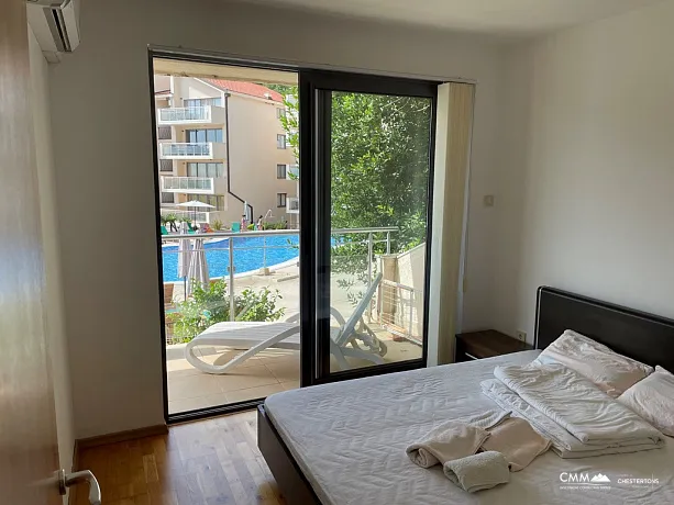 Apartment with two bedrooms in a complex with a swimming pool