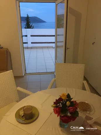 Apartment house in Herceg Novi