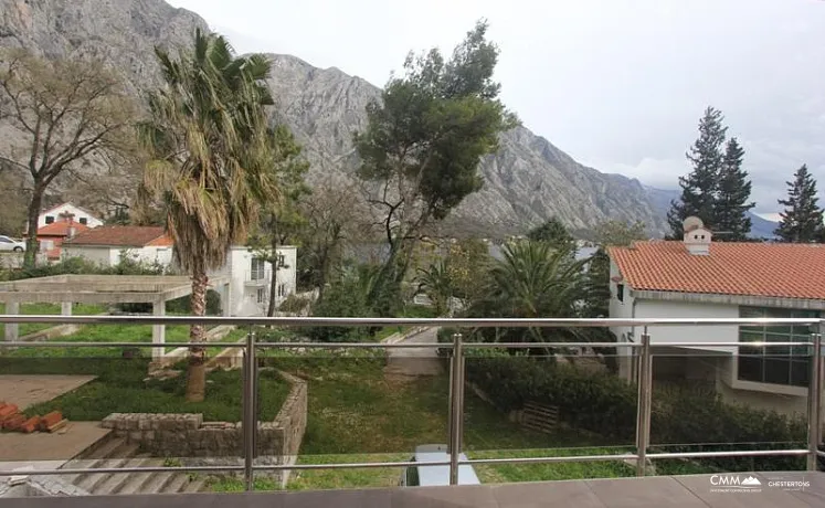 A wonderful villa in Kotor