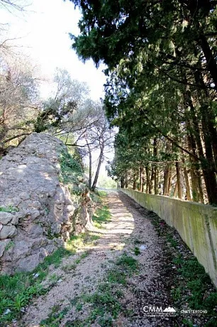 Plot in Bar, just 10m from the sea