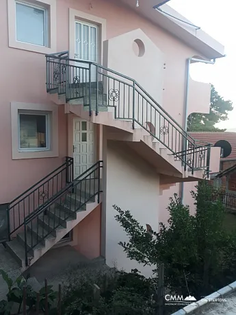 Three-story house near Bar