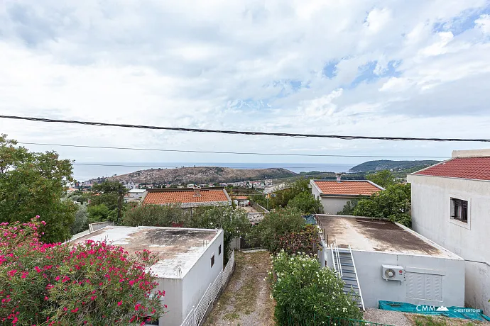 A house in Sutomore with a panoramic sea view 140 m2