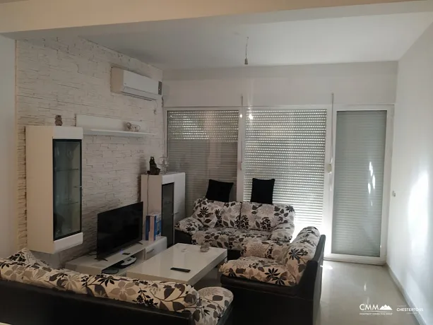 Two-bedroom apartment with sea view in Ulcinj