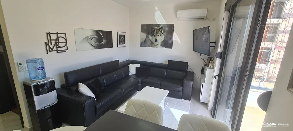 Nice apartment in Djenovici with a sea view