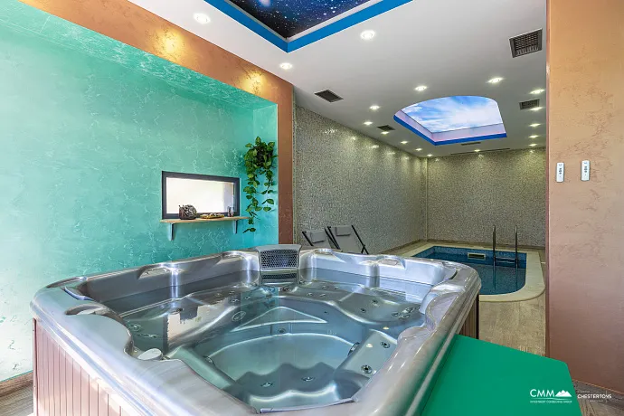 Excellent villa in the center of Herceg Novi