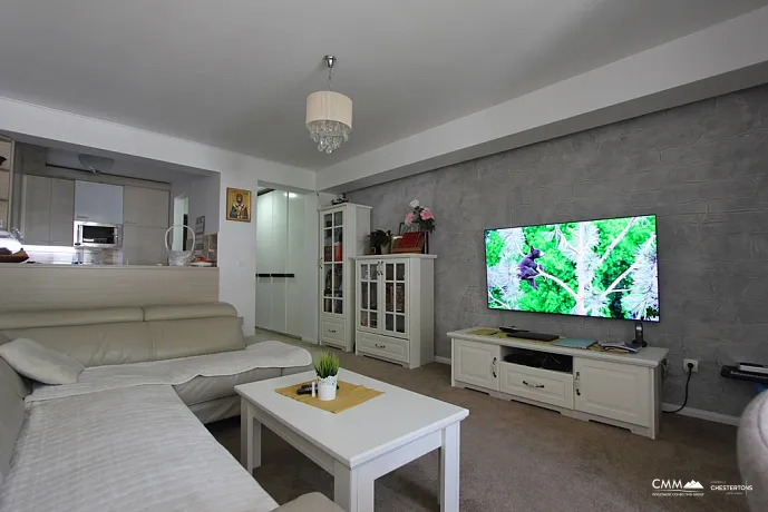 Four bedroom apartment in Budva