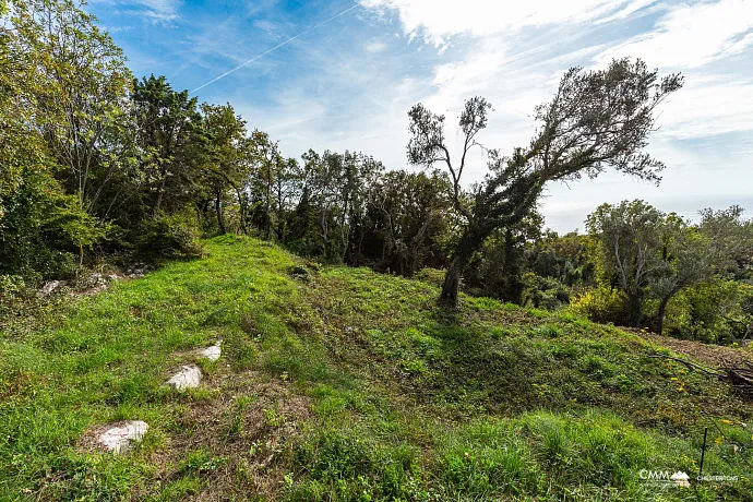 Plot for sale in Reževići, 975 m²