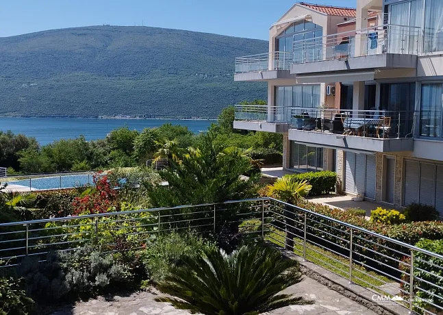 Apartment with a beautiful sea view for sale