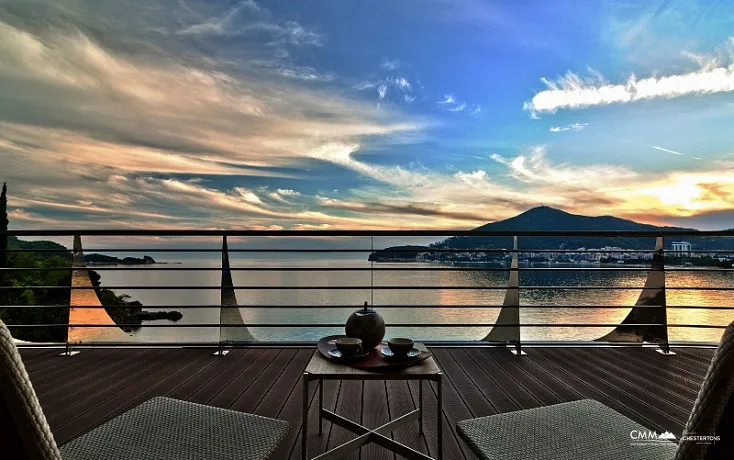 Luxurious apartments in Budva with spectacular sea view