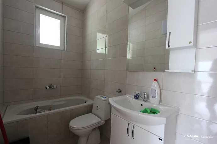 House in Bjelisi on two floors with a spacious yard