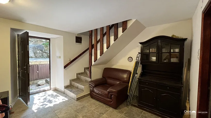 Duplex apartment in a quiet location near the sea