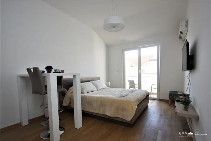Walk to Beach Rental Studio Apartment In Budva