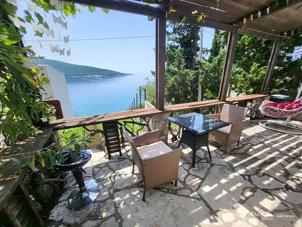 House with sea view in Ulcinj