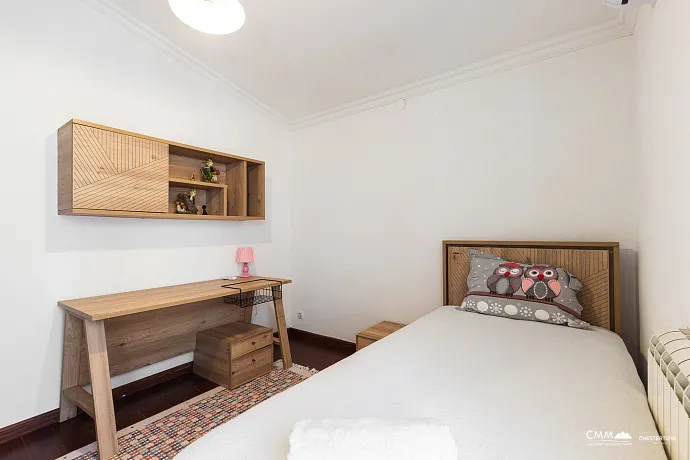 Three-storey family house in Susanj