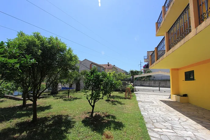 House in Herceg Novi with big garden