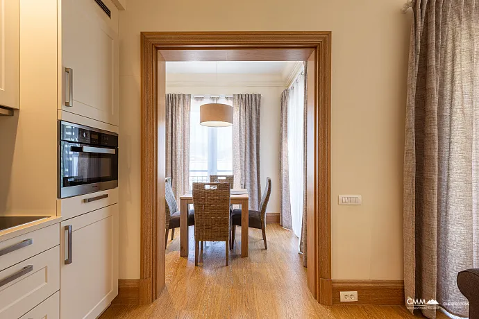 Luxurious One-Bedroom Apartment with Sea View in Porto Montenegro