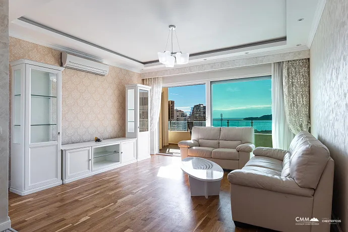 Seaview Luxury Apartment in Bečići"