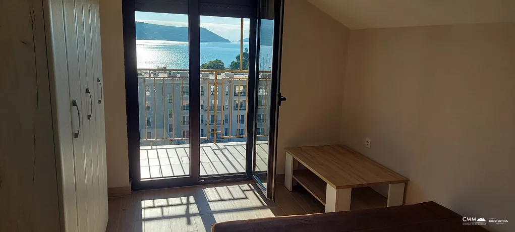 Unique Property in Herceg Novi – Perfect for Family Living or Investment!