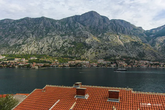 Apartments for sale in Kotor with panoramic sea views