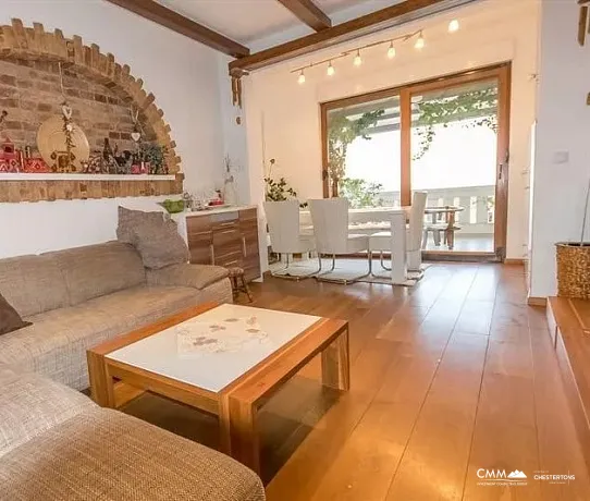 Apartment with two bedrooms in Herceg Novi near the sea