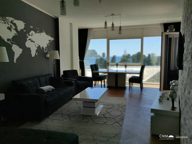One bedroom apartment in Budva on the first line