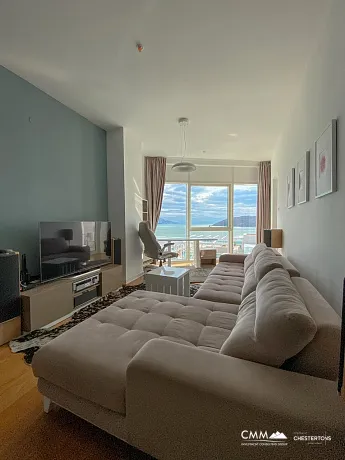 Apartment with two bedrooms and sea views in the very center of Budva