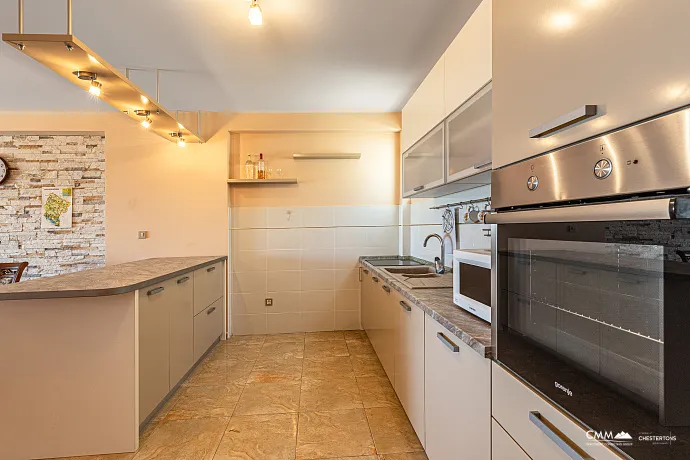 Three-Bedroom Apartment in Petrovac with Sea View