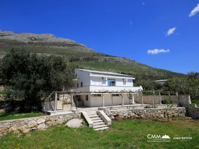 House for sale in Rezevici