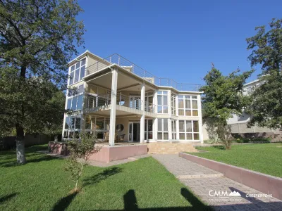 Villa with pool in Sutomore