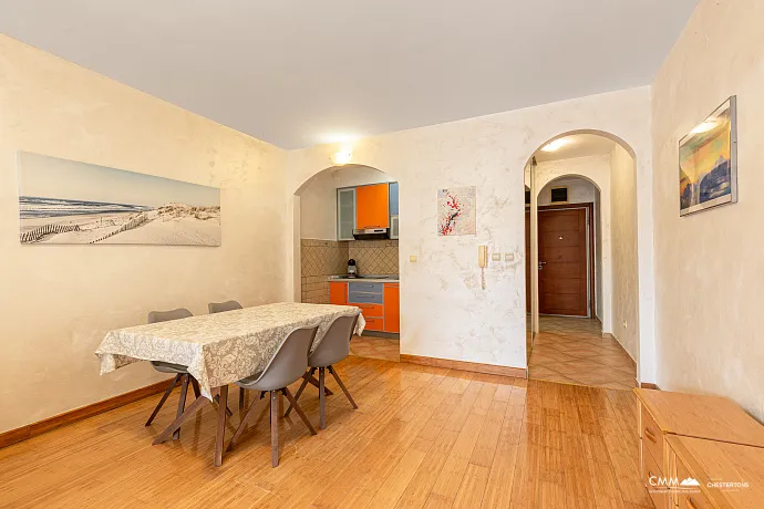 Modern apartment in Pržno, 46 m², near the sea