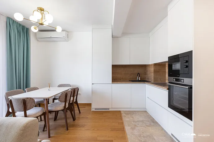 Penthouse in Rafailovici with sea view