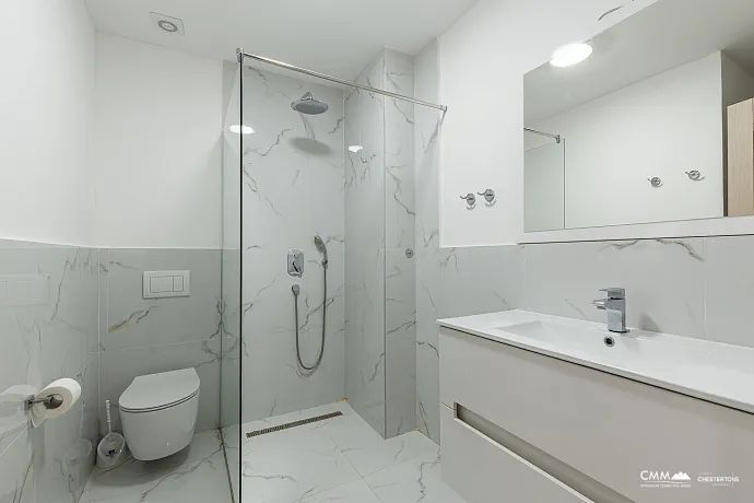 One-Bedroom Apartment in Bečići – Fully Furnished!