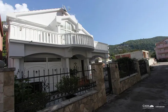 A cosy house in Budva