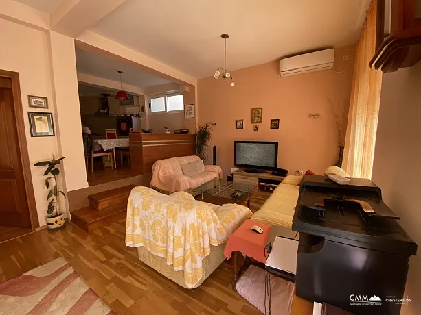 House only 50 meters from the sea in Ulcinj